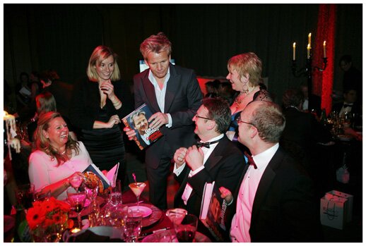 Gordon and Tana meet guests